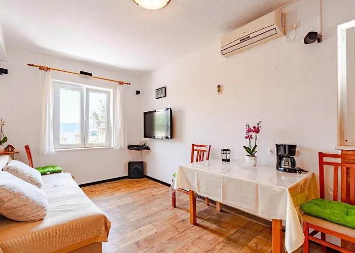 By The Sea - 10051 Apartment
