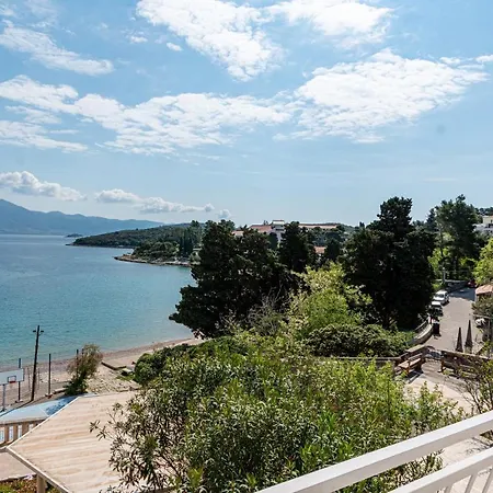 By The Sea - 10051 Korcula Town
