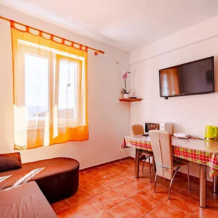 Apartman By The Sea - 10051 *